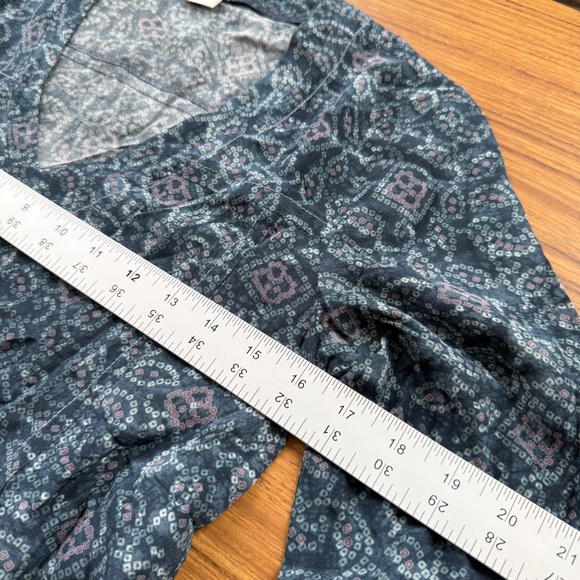 Poetry Silk Tunic Top Women’s Size 2 - Picture 6 of 7